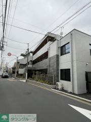 西武新宿線沼袋駅まで徒歩8分