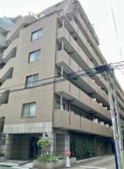 ＪＲ総武線（各駅停車）飯田橋駅まで徒歩10分