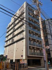 東武伊勢崎・大師線獨協大学前駅まで徒歩4分
