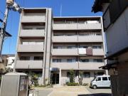 近鉄難波・奈良線瓢箪山駅まで徒歩4分