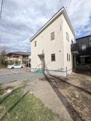 スリーホームズI