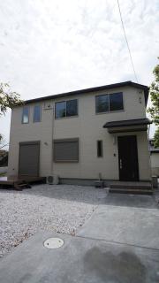 ＪＲ横須賀線逗子駅までバス約17分 徒歩5分