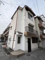 東大阪市新上小阪の家