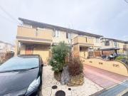 池田市神田4丁目テラスハウス