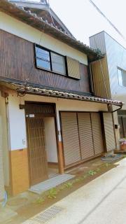 氷上町成松貸家
