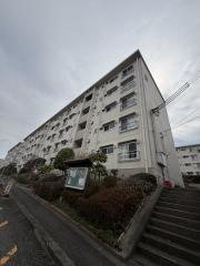 名谷4団地21号棟
