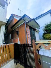 南区六ッ川三丁目貸家