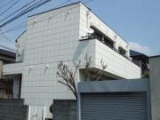 小田急小田原線新百合ヶ丘駅まで徒歩9分
