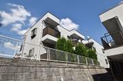 多摩都市モノレール中央大学・明星大学駅まで徒歩5分