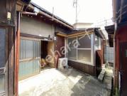 上新地町2丁目4-15貸家