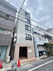 SAKURA HOUSE