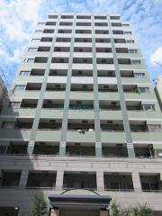 ＪＲ山手線新宿駅まで徒歩10分