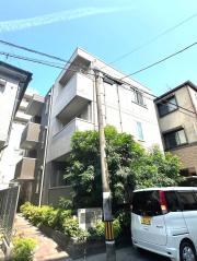 鹿児島市電唐湊線高見橋駅まで徒歩4分