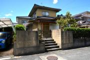 直方市感田貸家