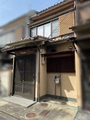 東寺町 貸家