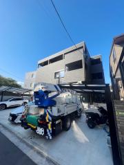 U・T House