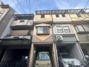 寝屋川市池田1-10-60 3階建