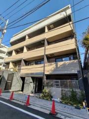 ＪＲ総武線（各駅停車）東中野駅まで徒歩6分