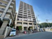 地下鉄空港線大濠公園駅まで徒歩10分