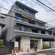 The Residence 御車道