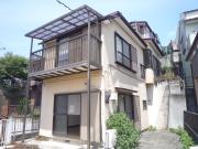 保土ヶ谷南ヒナ壇貸家