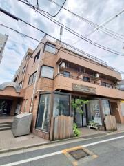 小田急小田原線東北沢駅まで徒歩2分
