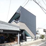 地下鉄鶴舞線庄内通駅まで徒歩9分