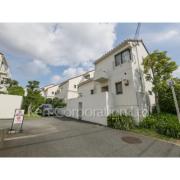 ＪＲ根岸線山手駅まで徒歩12分