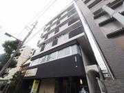 TOM′S HOUSE