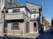 川口市本町三丁目貸家