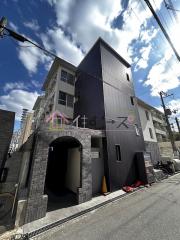 ルネ市岡