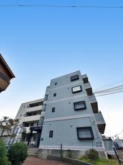 南海本線忠岡駅まで徒歩18分