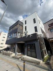UIビル