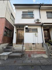 地下鉄東西線御陵駅まで徒歩15分