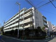 東急田園都市線三軒茶屋駅まで徒歩6分
