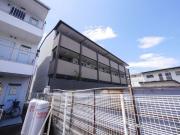 東武伊勢崎・大師線獨協大学前駅まで徒歩9分