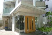京王線府中駅まで徒歩4分