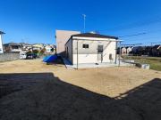 須山町車庫付き平屋