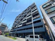 南海本線難波駅まで徒歩8分