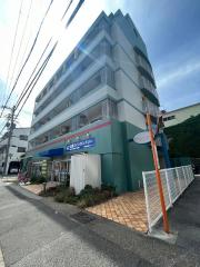 ＪＲ山陽本線兵庫駅まで徒歩8分