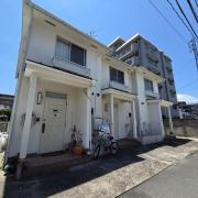 内田メゾネット