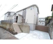 小田急小田原線鶴川駅まで徒歩13分