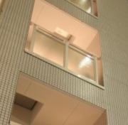 東京メトロ有楽町線新富町駅まで徒歩7分