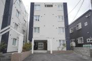 ローヤルハイツ南平岸A