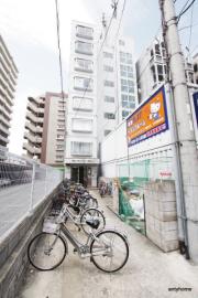 地下鉄御堂筋線東三国駅まで徒歩9分