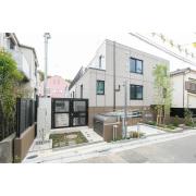 京王井の頭線駒場東大前駅まで徒歩9分