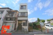 栄町店舗付き貸家