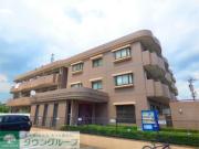 アドリエンヌ川口