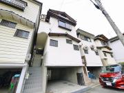 近鉄難波・奈良線富雄駅まで徒歩23分