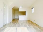 ＪＲ阪和線紀伊駅まで徒歩19分